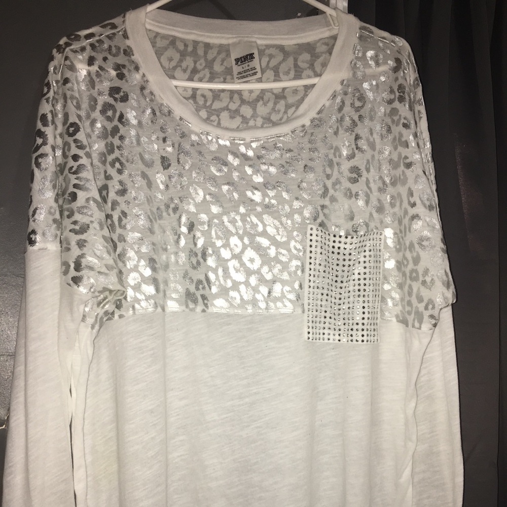 VS Pink long sleeve shirt